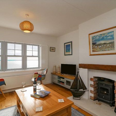 Beach Retreat Weymouth Exterior photo