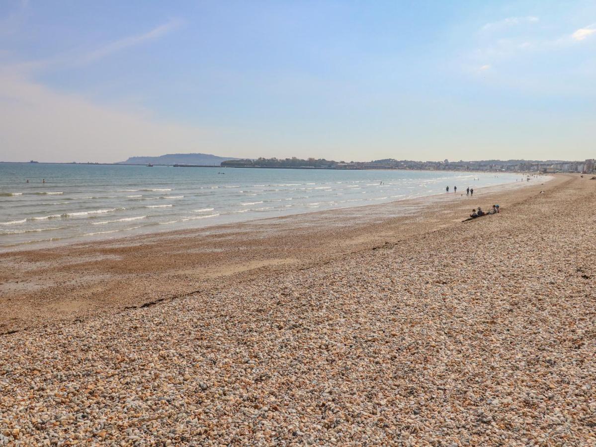 Beach Retreat Weymouth Exterior photo